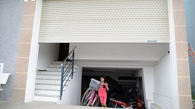 Những lưu ý khi thiết kế garage dùng cửa cuốn